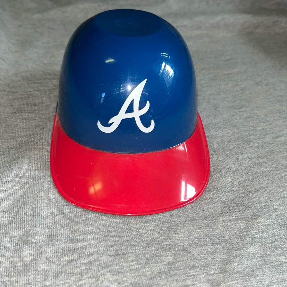 Atlanta Braves Vintage Souvenir Dippin' Dots MLB Mini Helmet